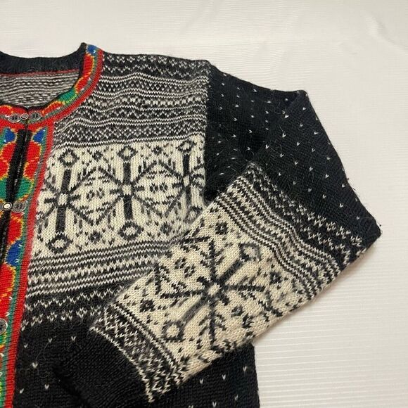 Vintage Nordic Wool Mohair Sweater Cardigan Size M/L/XL See Measurements - Picture 2 of 12